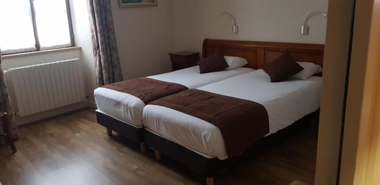 Logis Hotel - Le Relais Saint Vincent Ligny-le-Chatel ภายนอก รูปภาพ
