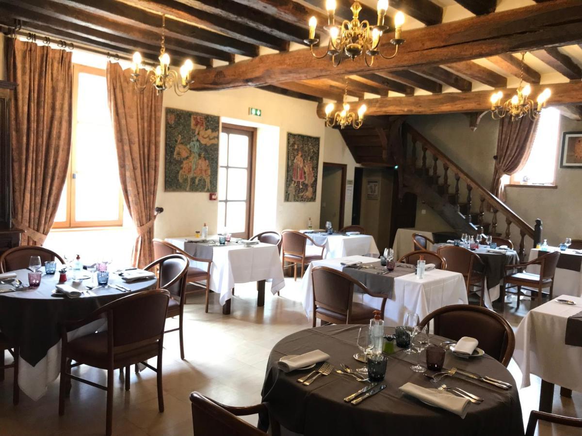 Logis Hotel - Le Relais Saint Vincent Ligny-le-Chatel ภายนอก รูปภาพ