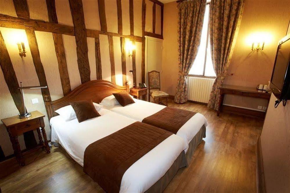 Logis Hotel - Le Relais Saint Vincent Ligny-le-Chatel ภายนอก รูปภาพ